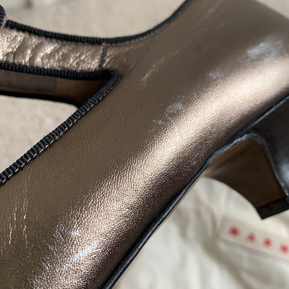 MARNI “Dorsey” T-strap kitten heel metallic leather shoes - Picture 8 of 11